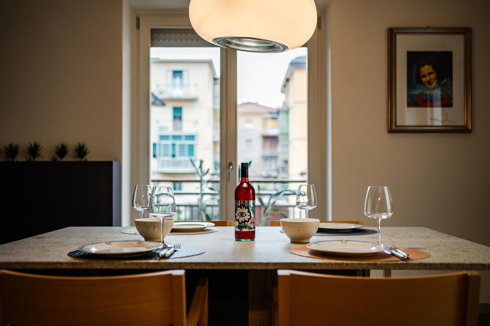 Infinity Suite Verona Free Parking ภายนอก รูปภาพ